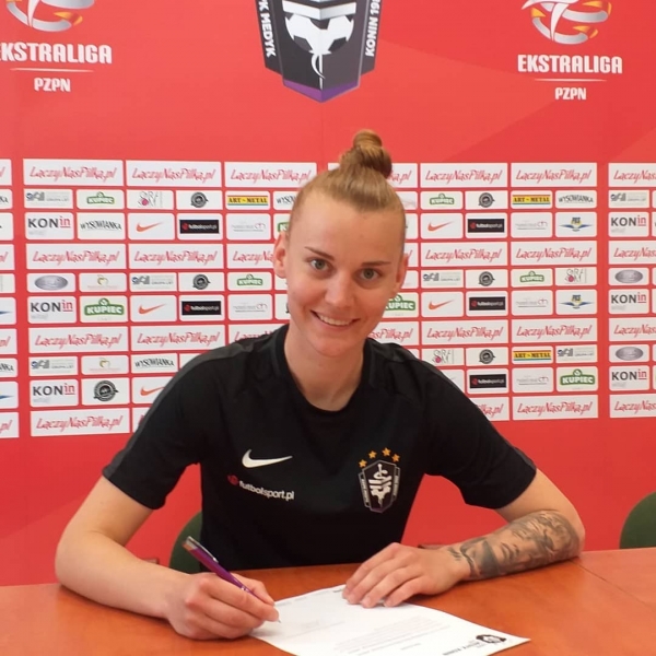 Gabrysia Grzywińska przedłużyła kontrakt.